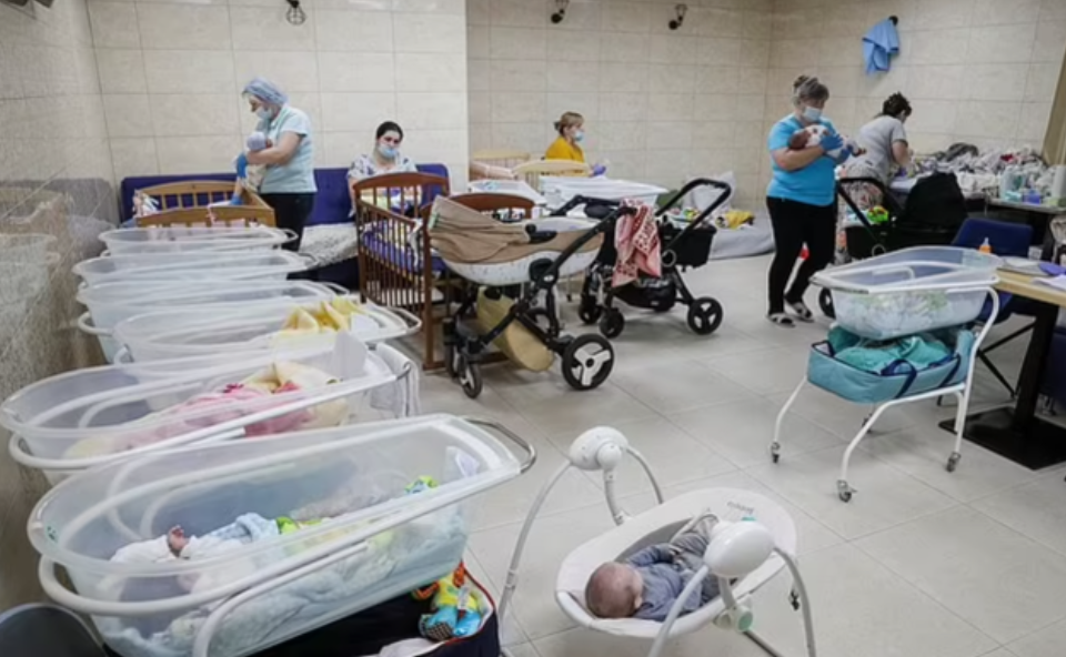 烏克蘭地下室積攢大量代孕新生兒|國際代孕